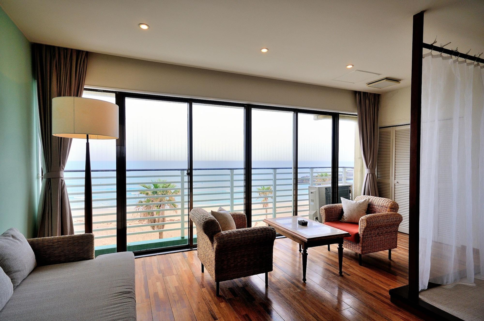 אונג'וקו Sayan Terrace Hotel & Resort מראה חיצוני תמונה